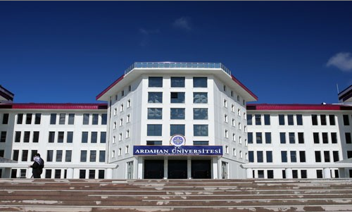 Ardahan Üniversitesi yükseköğretimde 13'ncü sırada!