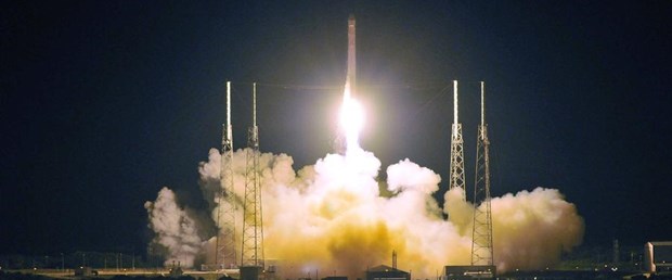 SpaceX'in Falcon 9 roketi başarıyla fırlatıldı