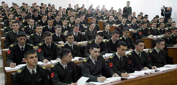 Askeri Lise Mezunları İçin Üniversiteye Geçiş Sınavı Başvuruları pazartesi bitecek