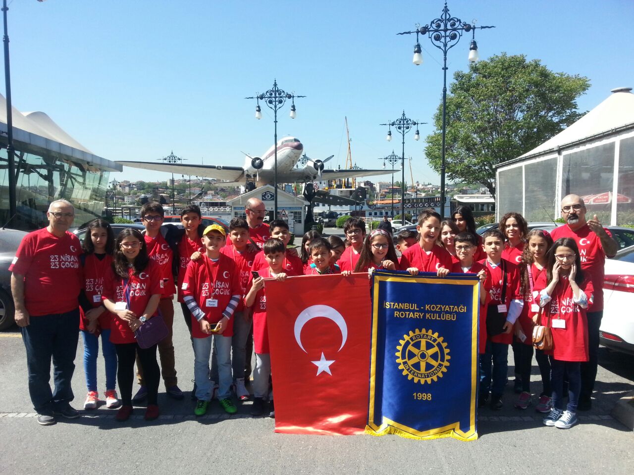 Kozyatağı Rotary Kulübü'nden 23 Nisan - 23 Çocuk projesi
