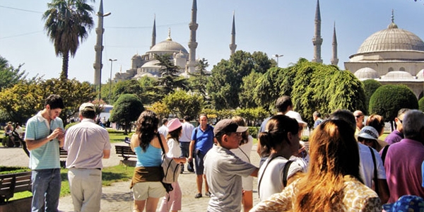 İstanbul'a gelen turist sayısı 10 milyonu aştı