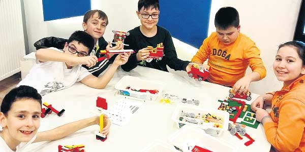 Lego ile dersler eğlenceli ve öğretici