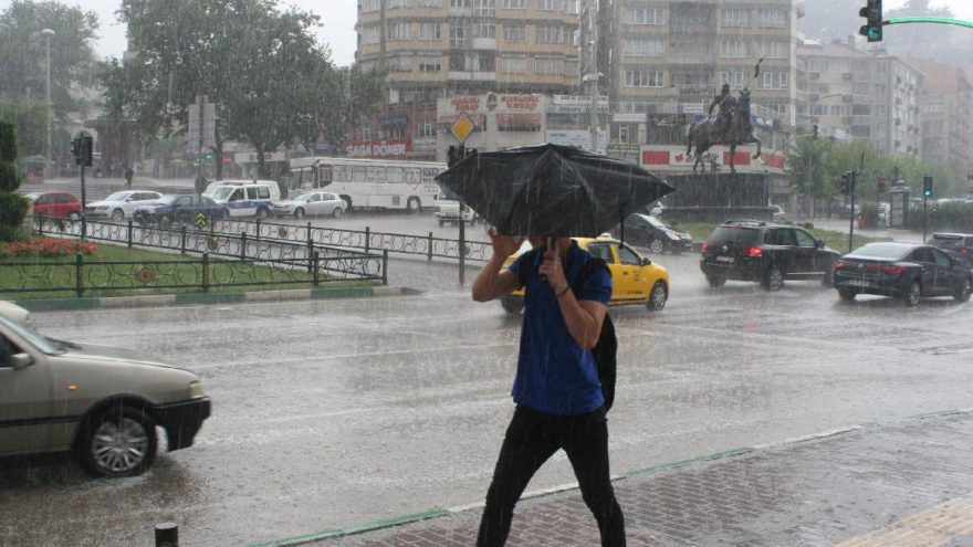 İstanbul'da son dakika 'sağanak' uyarısı