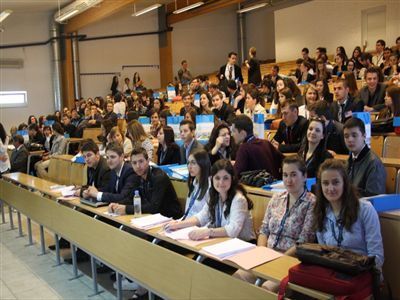  Öğrenim ve Katkı Kredisi Borçları Yeniden Yapılandırılacak