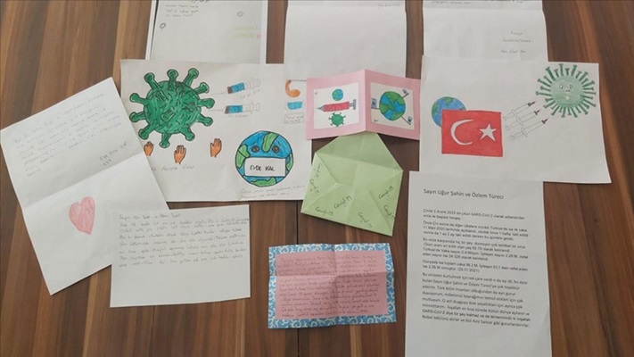Öğrencilerden Kovid-19 aşısıyla insanlığa umut olan Türk çifte teşekkür mektupları