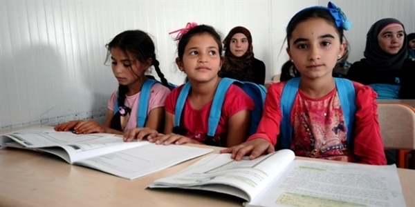 Sıralara 150 bin Suriyeli öğrenci daha oturacak