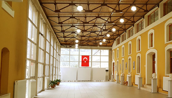 Trabzon Üniversitesi model arıyor