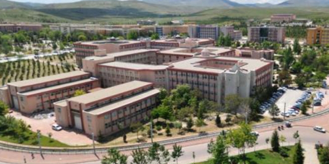 Selçuk Üniversitesinde 31 idari personel açığa alındı