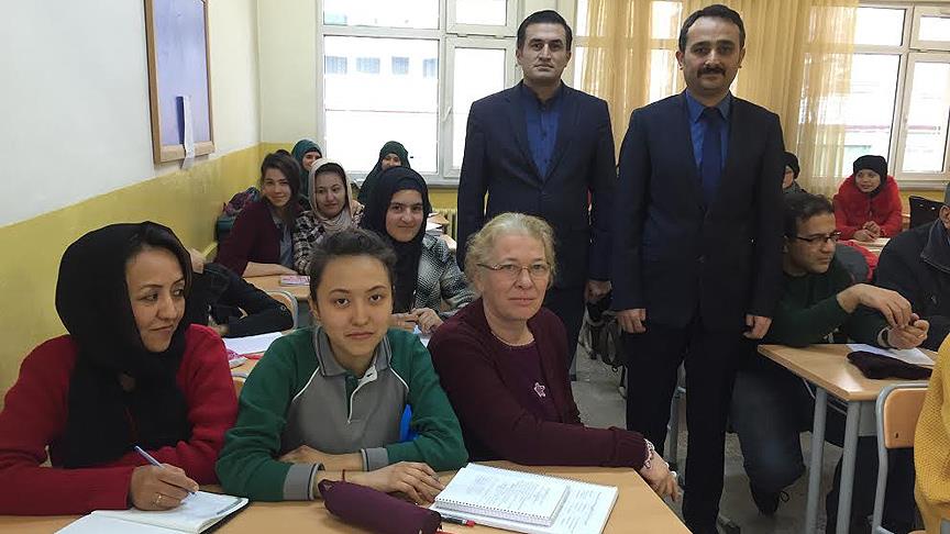 'Savaşın çocukları'na özel sınıfta Türkçe eğitimi