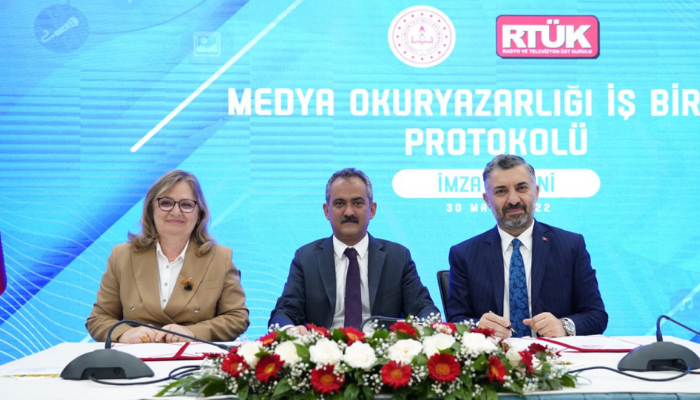 MEB ve RTÜK'ten medya okuryazarlığı iş birliği