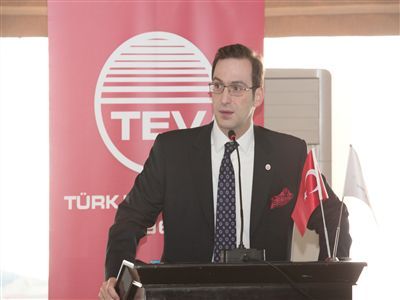 TEV Üstün Başarı Bursu 70 Parlak Gence Işık Tutacak