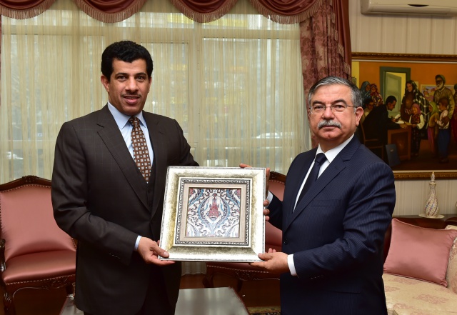 Bakan Yılmaz'dan Katar Büyükelçisine tablo