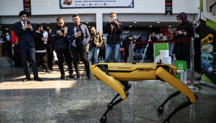 İTÜ'de Robot Olimpiyatları başladı