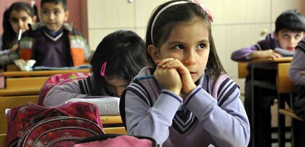 Kız çocuklarının okullaşma oranı yüzde 83'e ulaştı