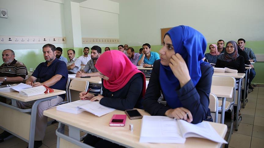 Suriyeli öğretmenlere eğitim