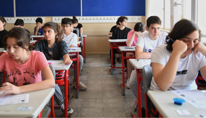MEB'den dört temel beceride Türkçe sınavı