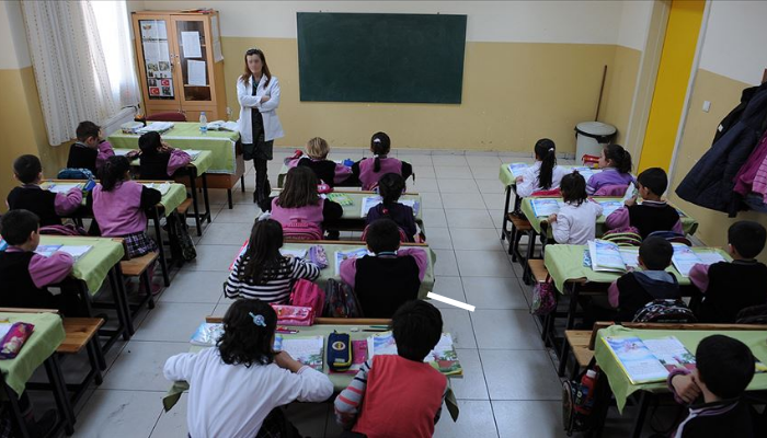 Öğretmenler yeni müfredatın çözüm olmayacağını düşünüyor