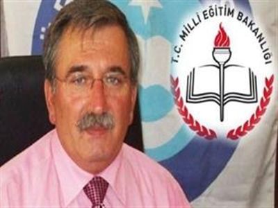 'Milli Eğitim Bakanı ve Müsteşarı İstifa Etsin'