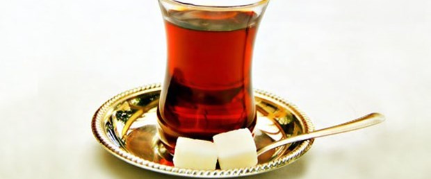 Bakanlık: Çay tek şekerle içilecek, tuzluk kalkacak