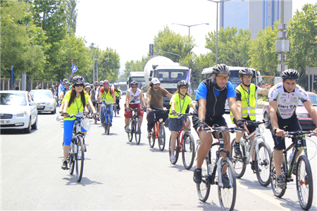 8 Mart Dünya Kadınlar Günü'nde Haydi Bisiklete Binelim!