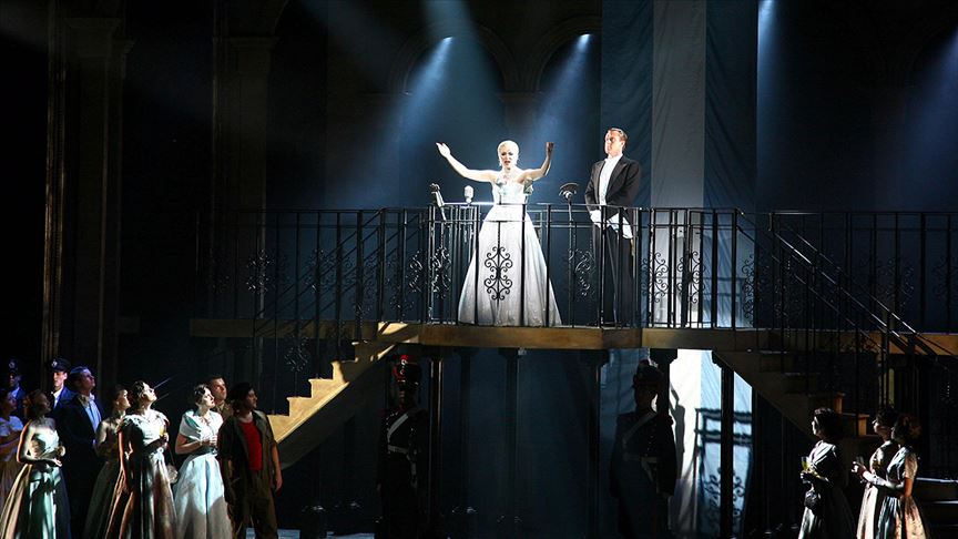 Opera yeni sezona 'Evita' müzikaliyle giriyor