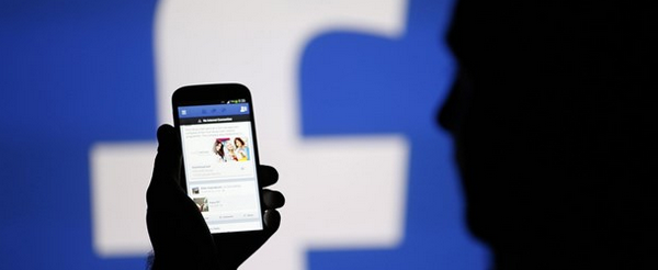 "Facebook Her Kullanıcısına Tazminat Ödesin"