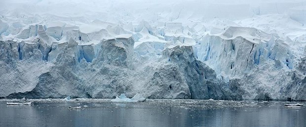 Dünyanın en büyük buzdağı erime yolunda