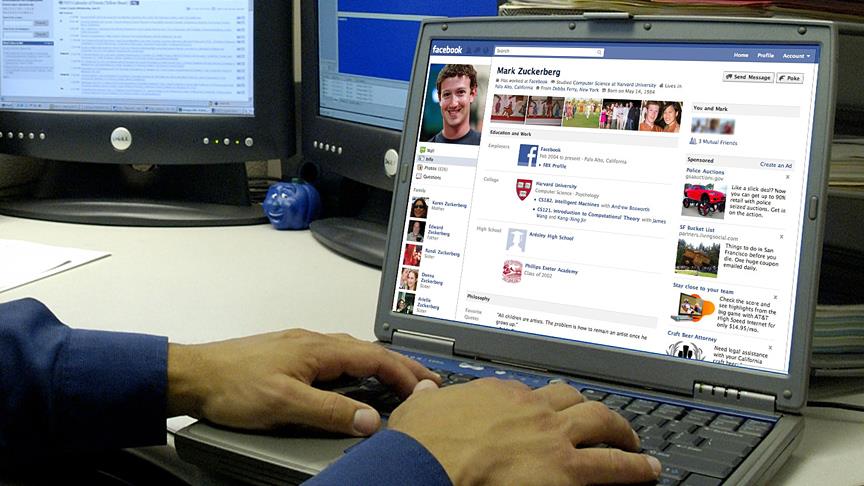 İşverenler artık adayların Facebook profillerini kontrol ediyor