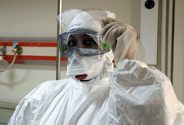 Ebola ve MERS'e 'bariyerli' koruma