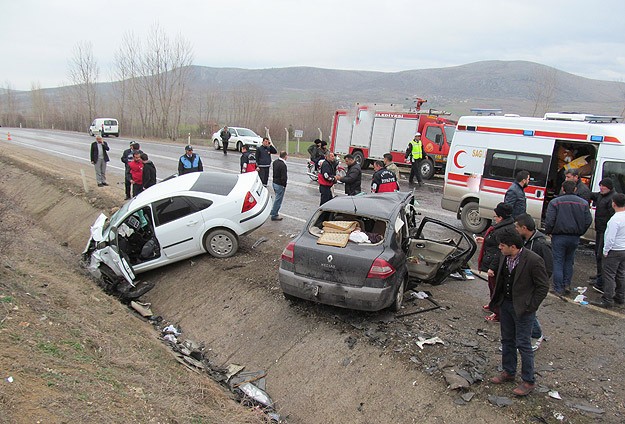 Türkiye'de bir saatte 137 trafik kazası oluyor