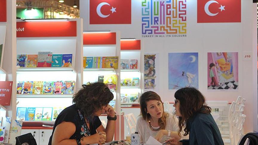 Frankfurt Kitap Fuarı'ndaki Türkiye ulusal standı törenle açıldı