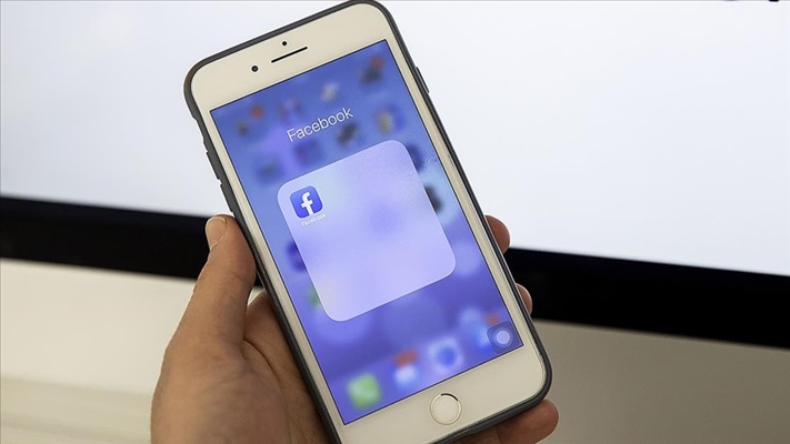 "Veri hırsızlığının ardından Facebook şifrenizi değiştirin"