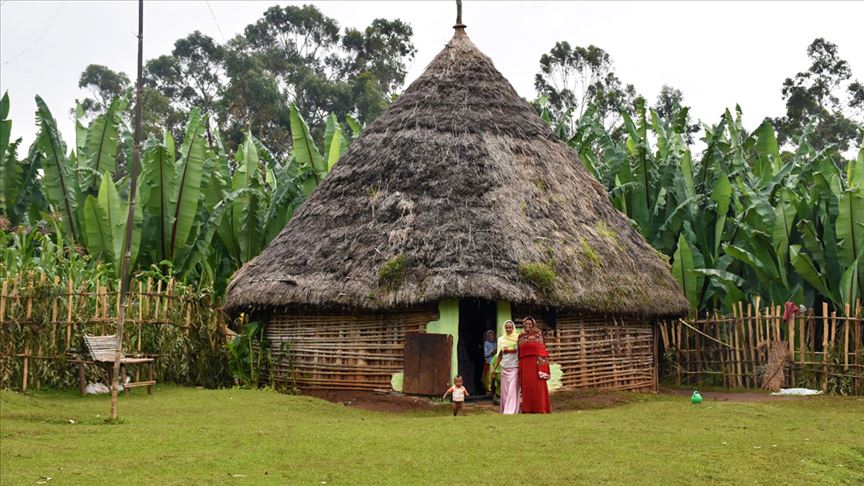 Etiyopya'nın geleneksel 'kabile evleri'nde yaşam