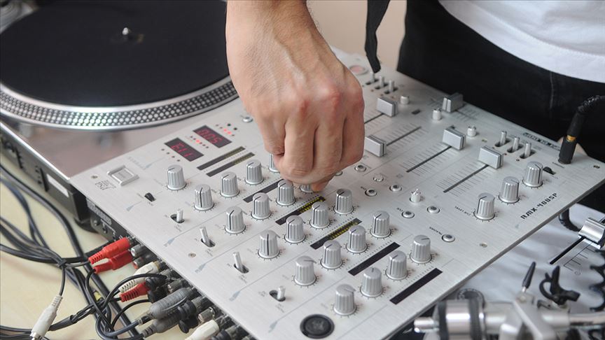 Yeni trend meslek DJ'lik için de 'eğitim şart'