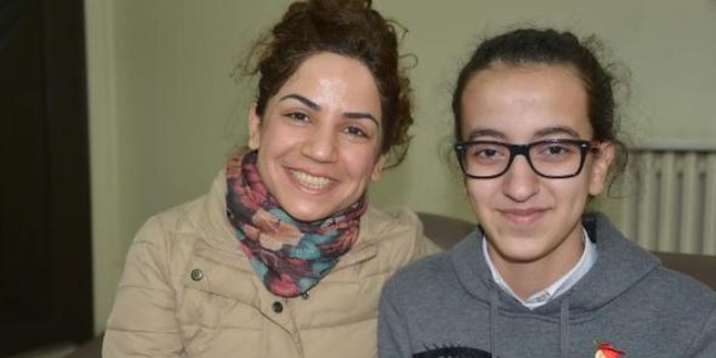 Diyarbakır'ın gururu Esra, Galatasaray Lisesi'ni istiyor
