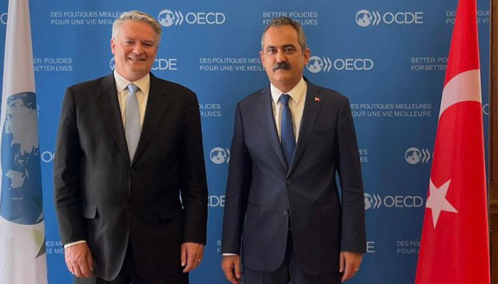 Bakan Özer, OECD Genel Sekreteri Cormann ile görüştü