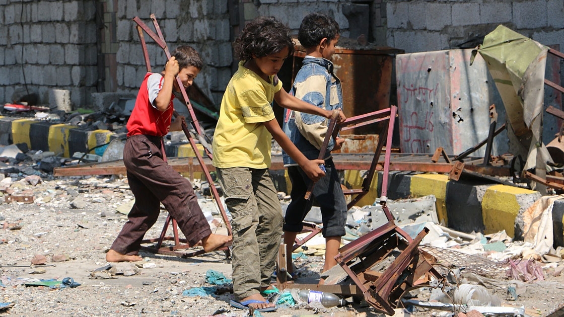 Yemen'de 1,2 milyon çocuk çatışma bölgelerinde yaşıyor
