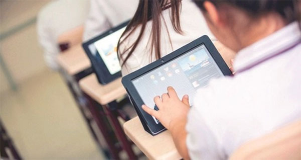 Teknolojiyi azaltmak okul başarısını artırıyor