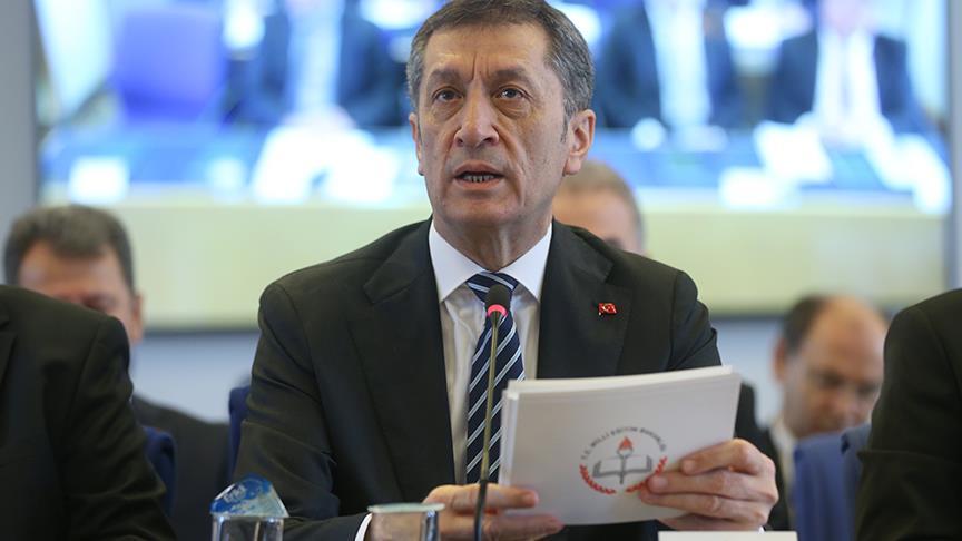 Millî Eğitim Bakanı Selçuk bugün İstanbul'da
