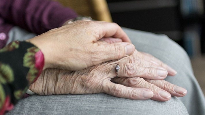 Yaşlı sağlığının korunmasında kalabalık ailelere uyarılar