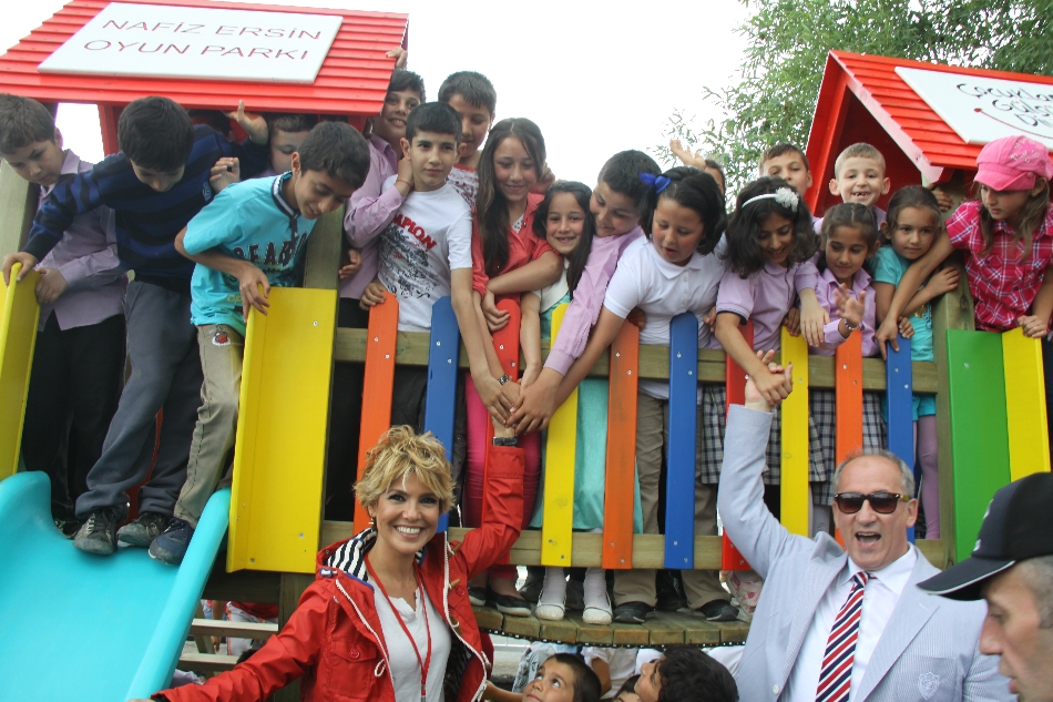 Çocuklar Gülsün Diye Derneği  21. Anaokulunu Bursa’da Açtı  