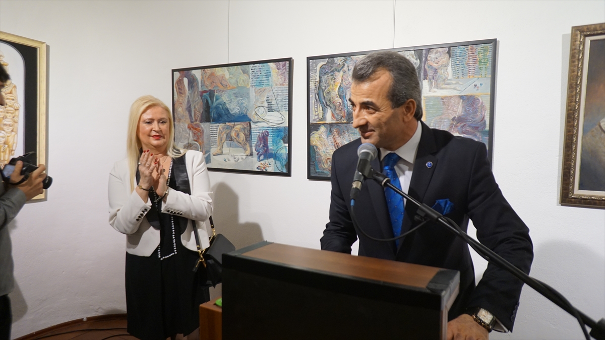 "5. Uluslararası İstanbul Sanat Buluşması Resim Sergisi" açıldı